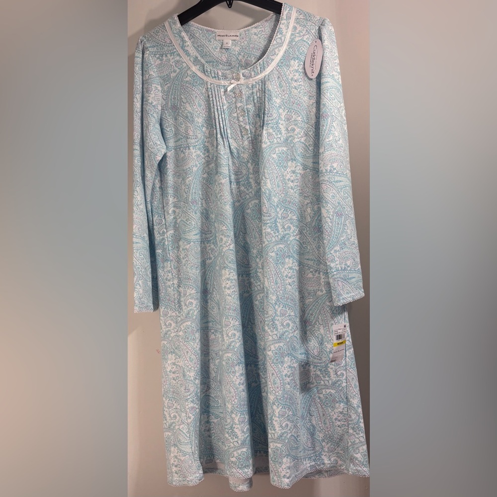 Miss Elaine Cuddleknit long-sleeve nightgown with a light blue paisley print.NWT